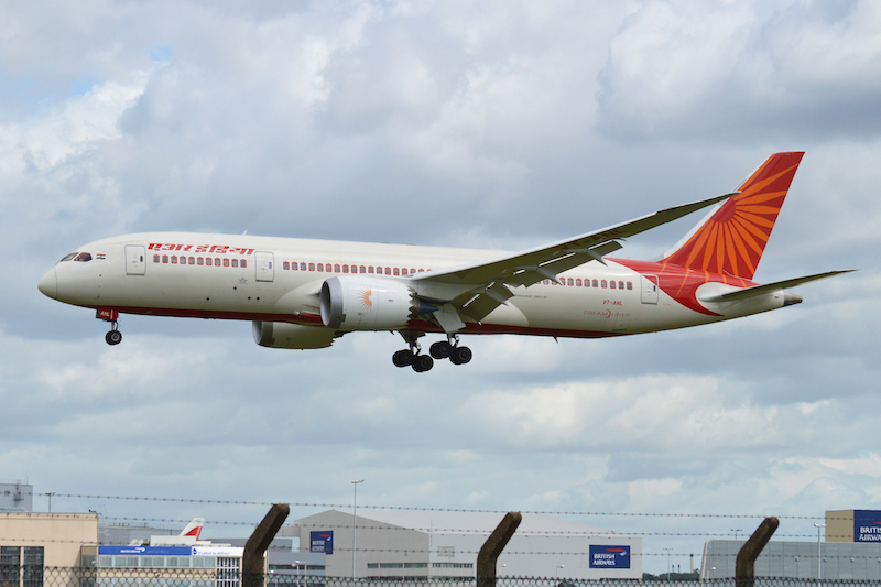 severe turbulence phuketdelhi