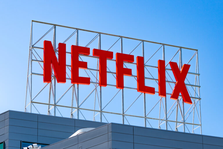 netflix invented bingewatching