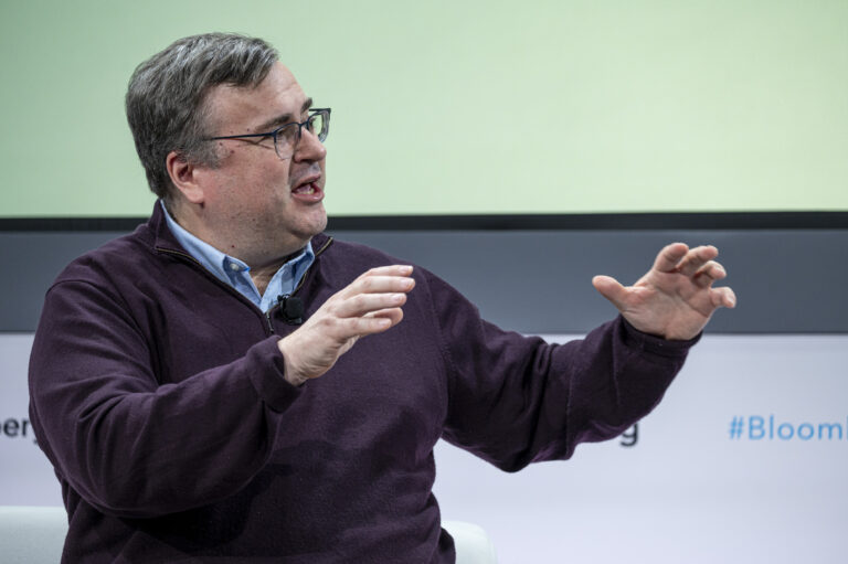 reid hoffman leaving