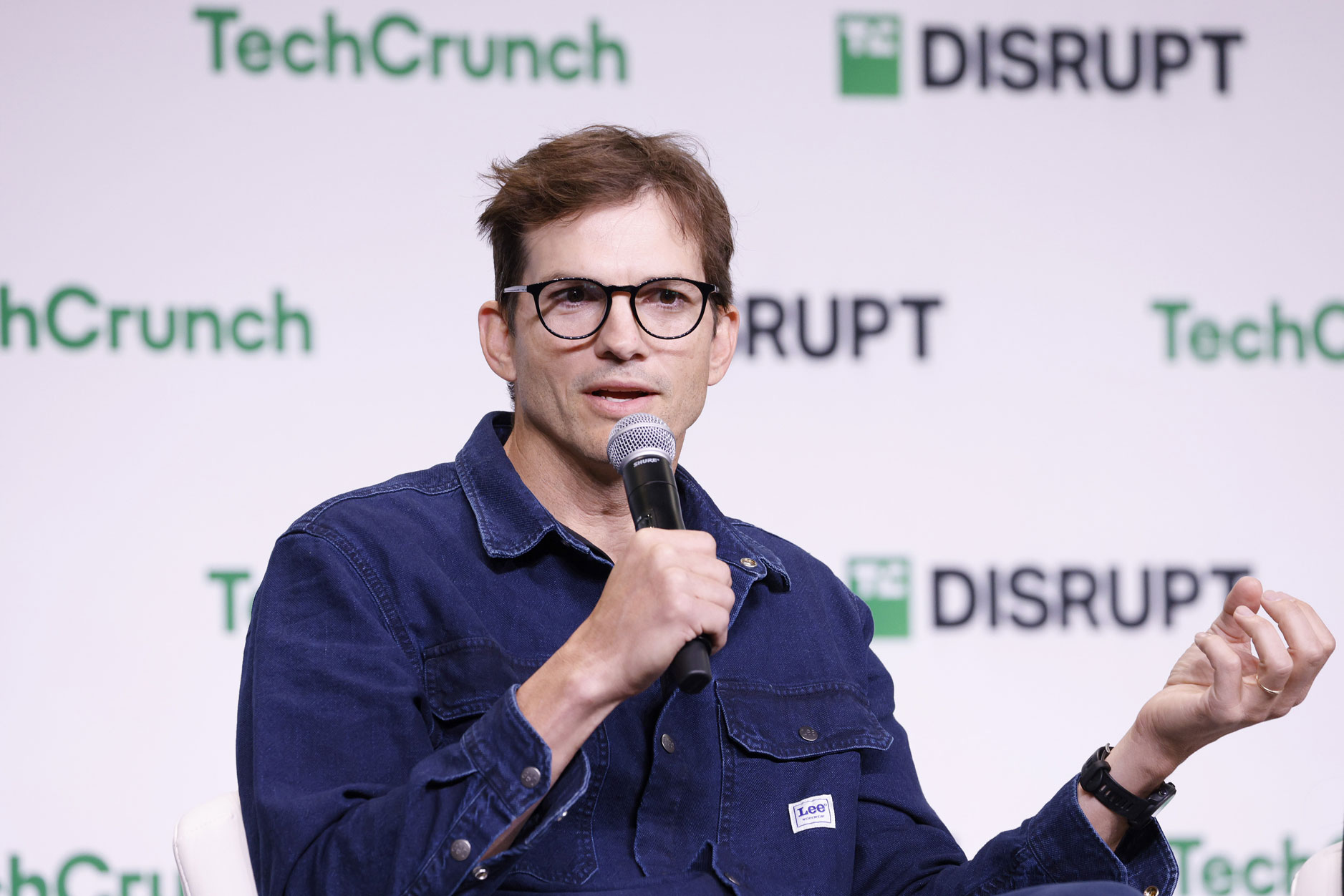 ashton kutcher leaving