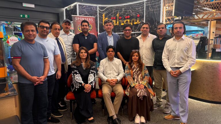 senior journalists unite