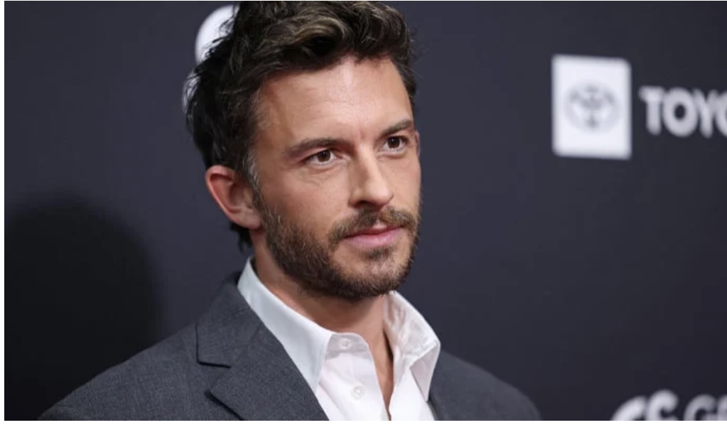 jonathan bailey shares