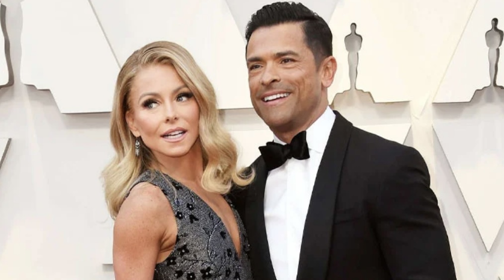mark consuelos shocks