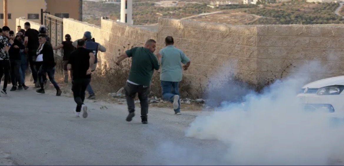 israeli crackdown intensifies