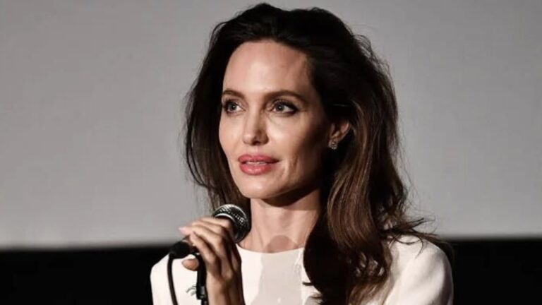 angelina jolie makes