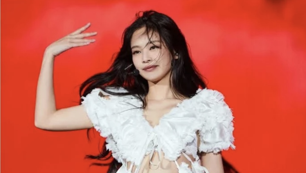 blackpinks jennie breaks