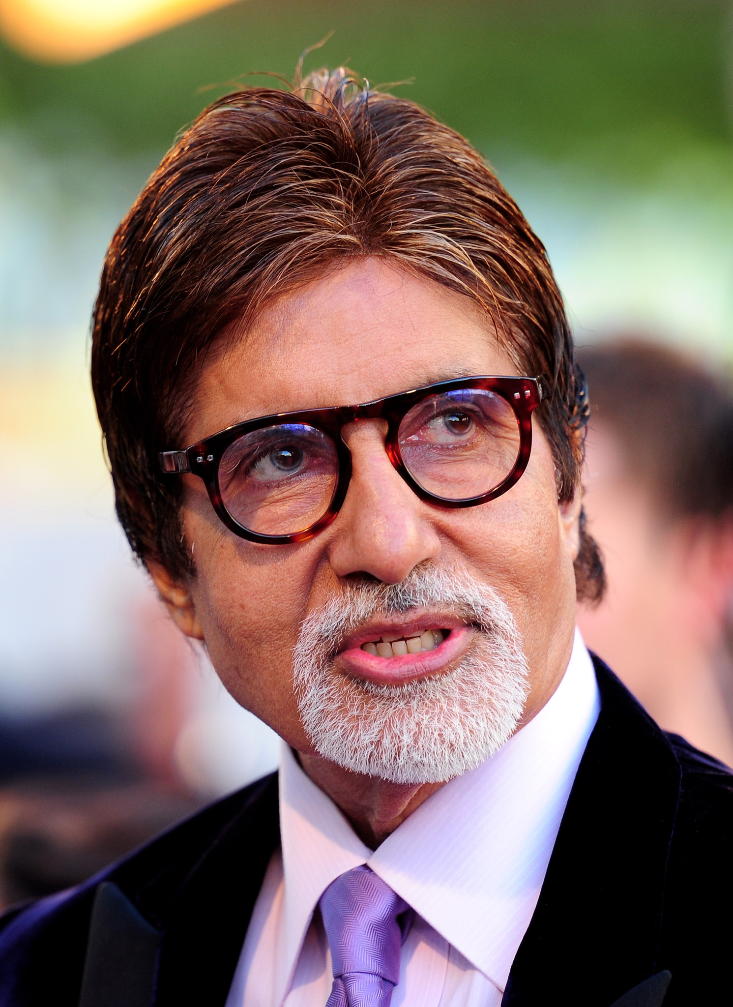 amitabh bachchan opens