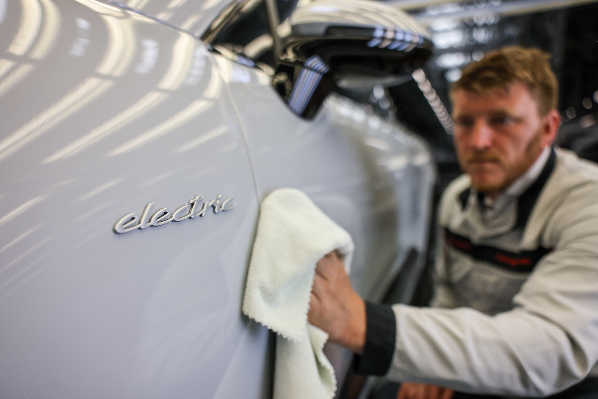 porsche shutters ebike
