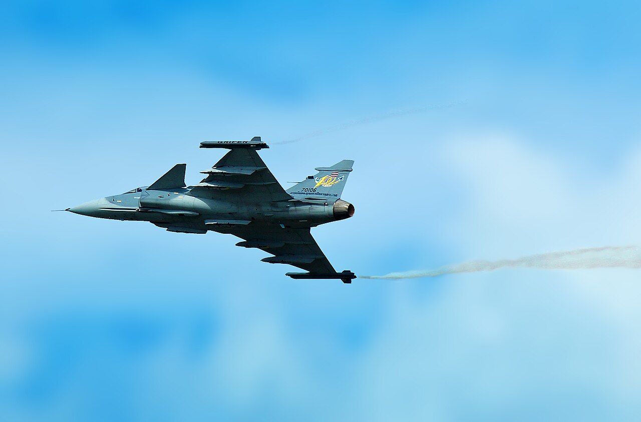 thai gripen f16