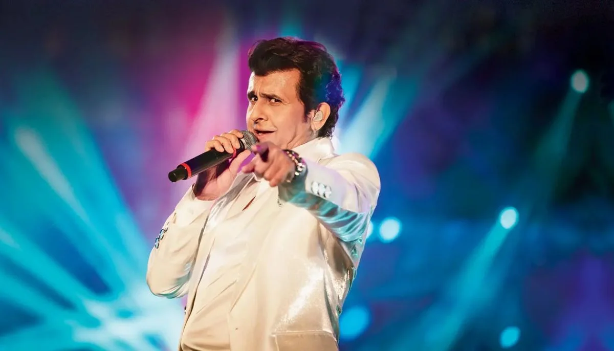 sonu nigam admits