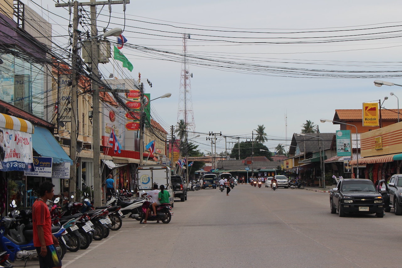 thai police raid