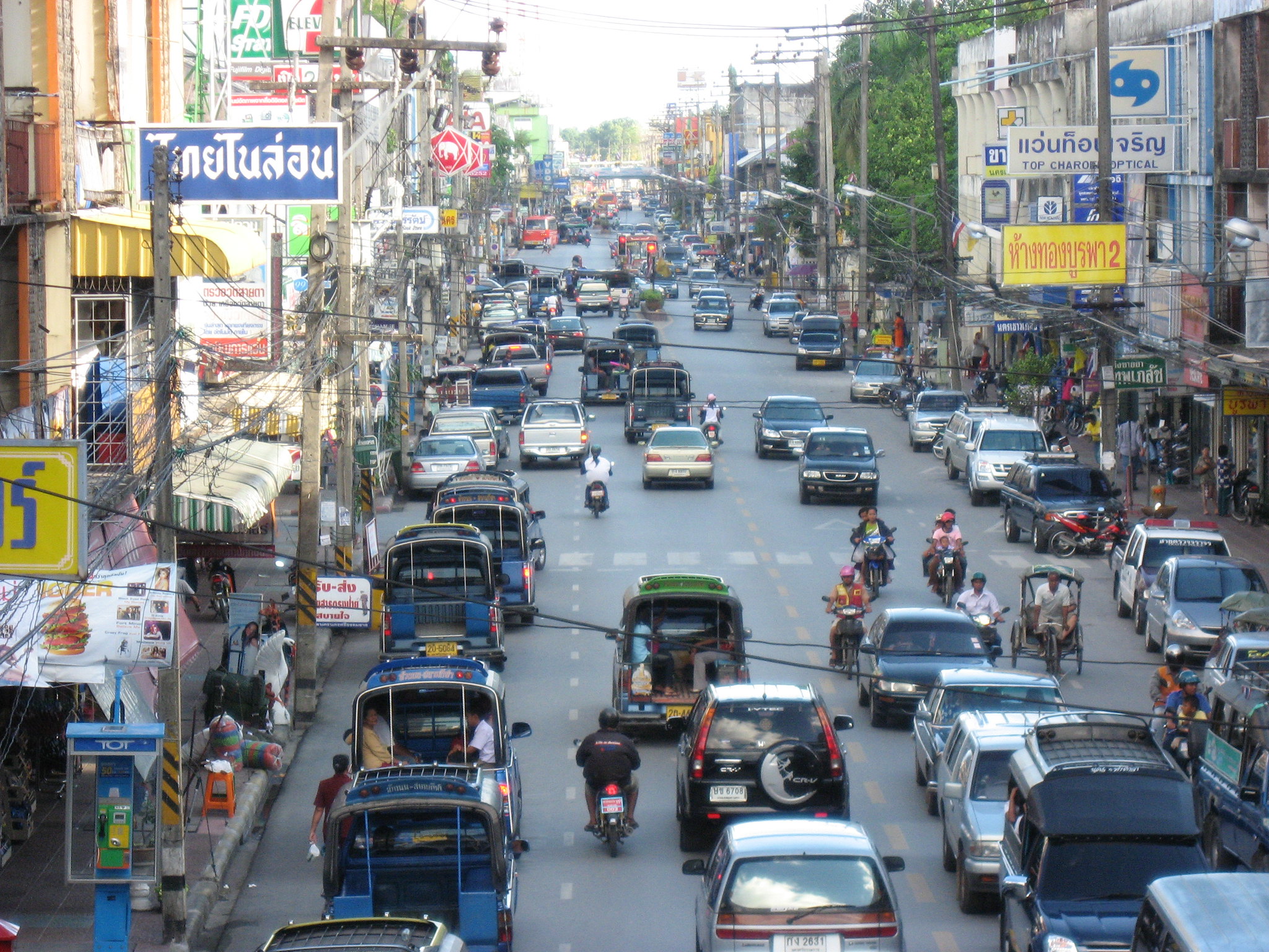 tourists mistake thai
