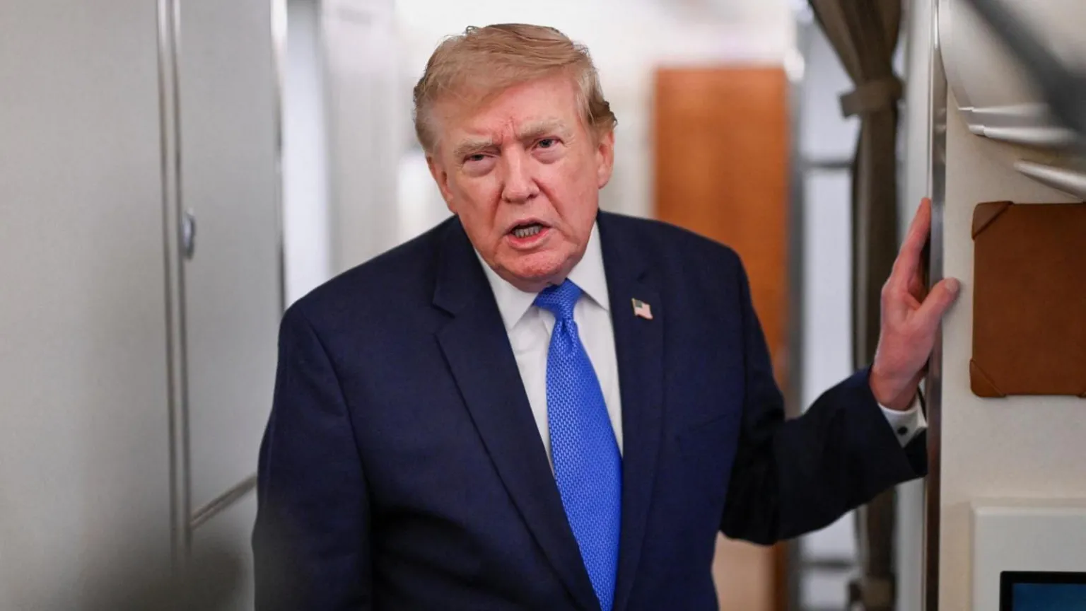 trump says usiran
