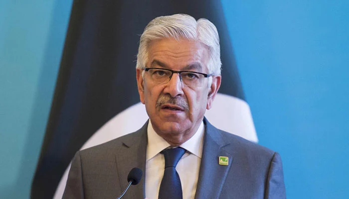 khawaja asif accuses