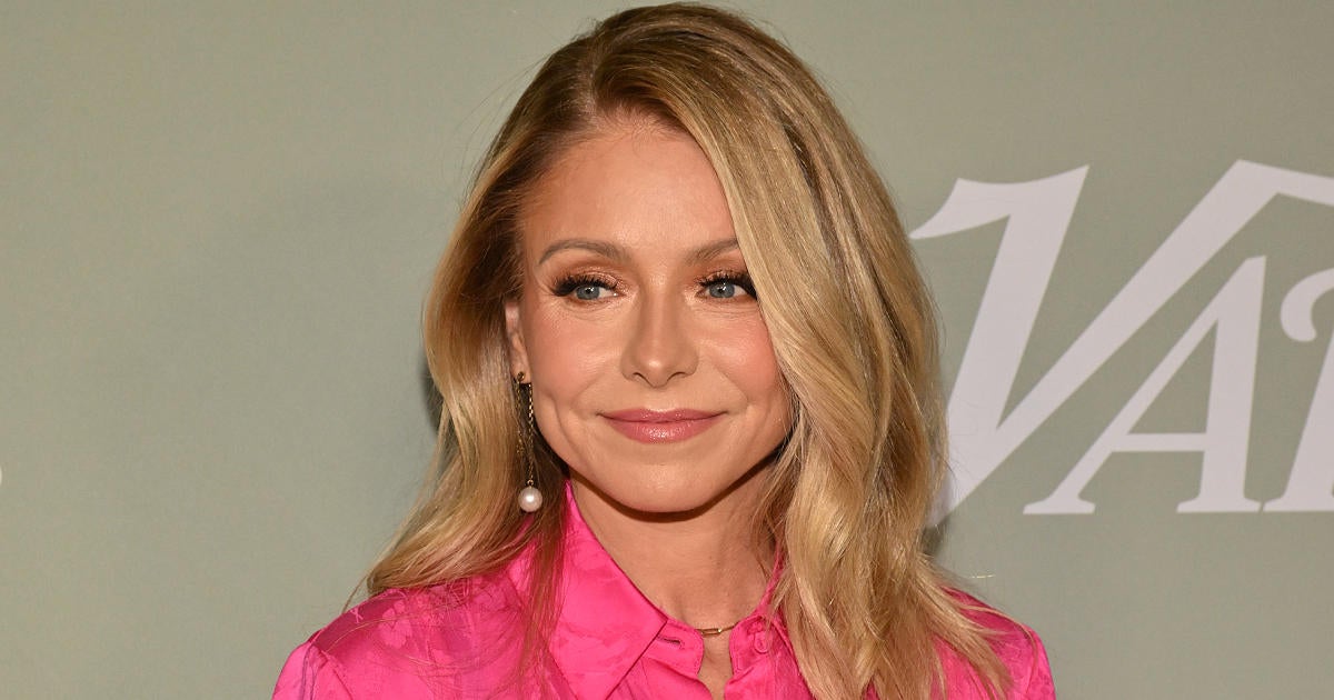 kelly ripa reveals