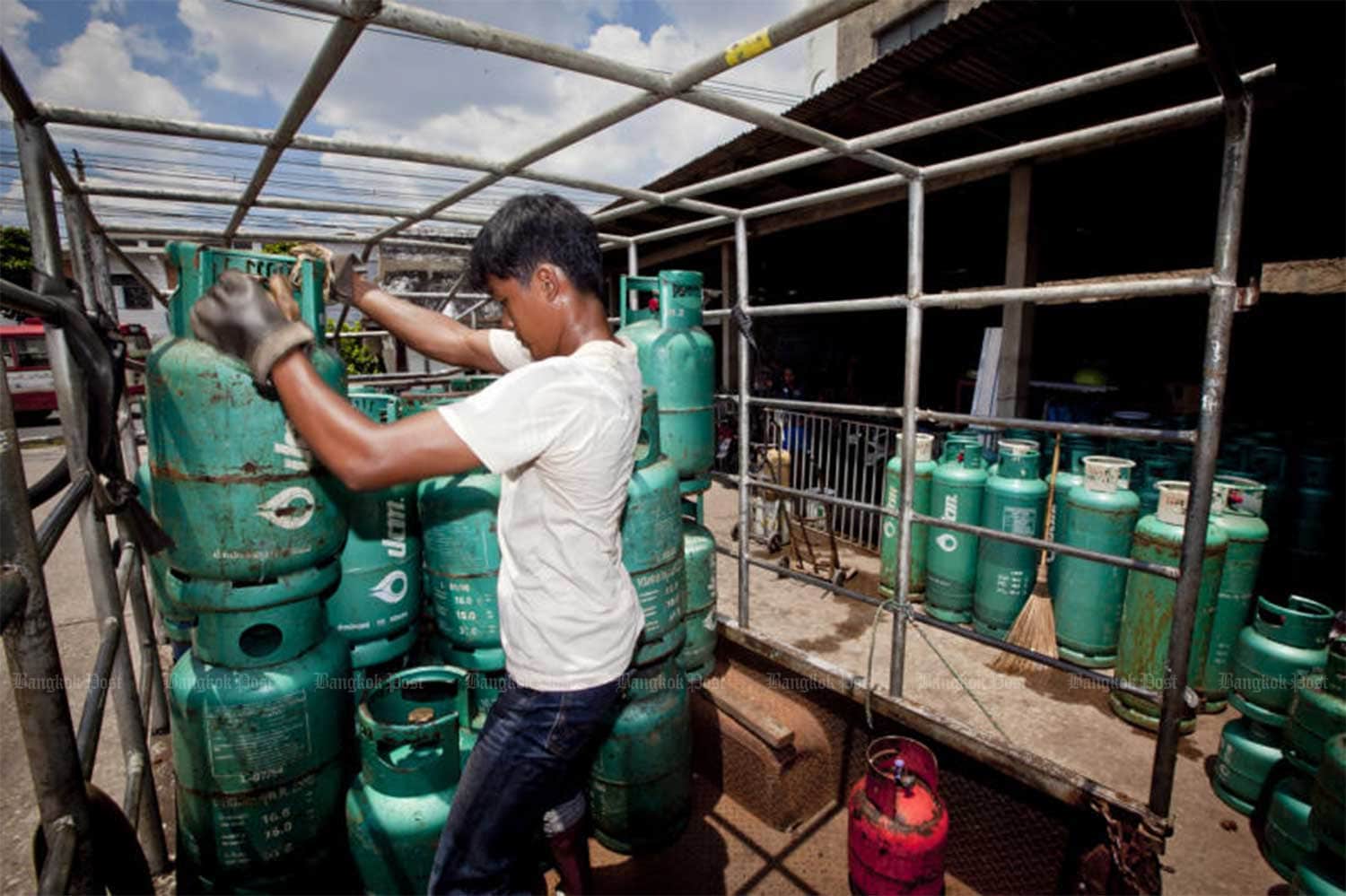 thailands gas addiction