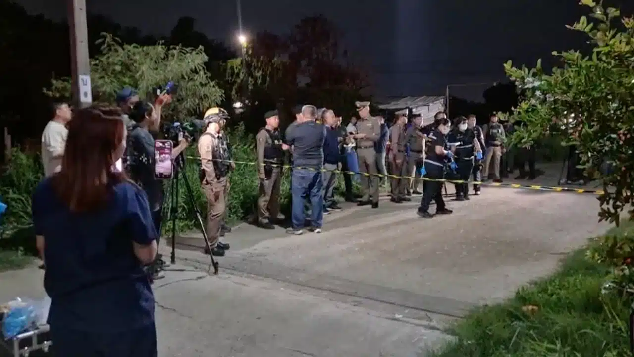 man shoots exwife