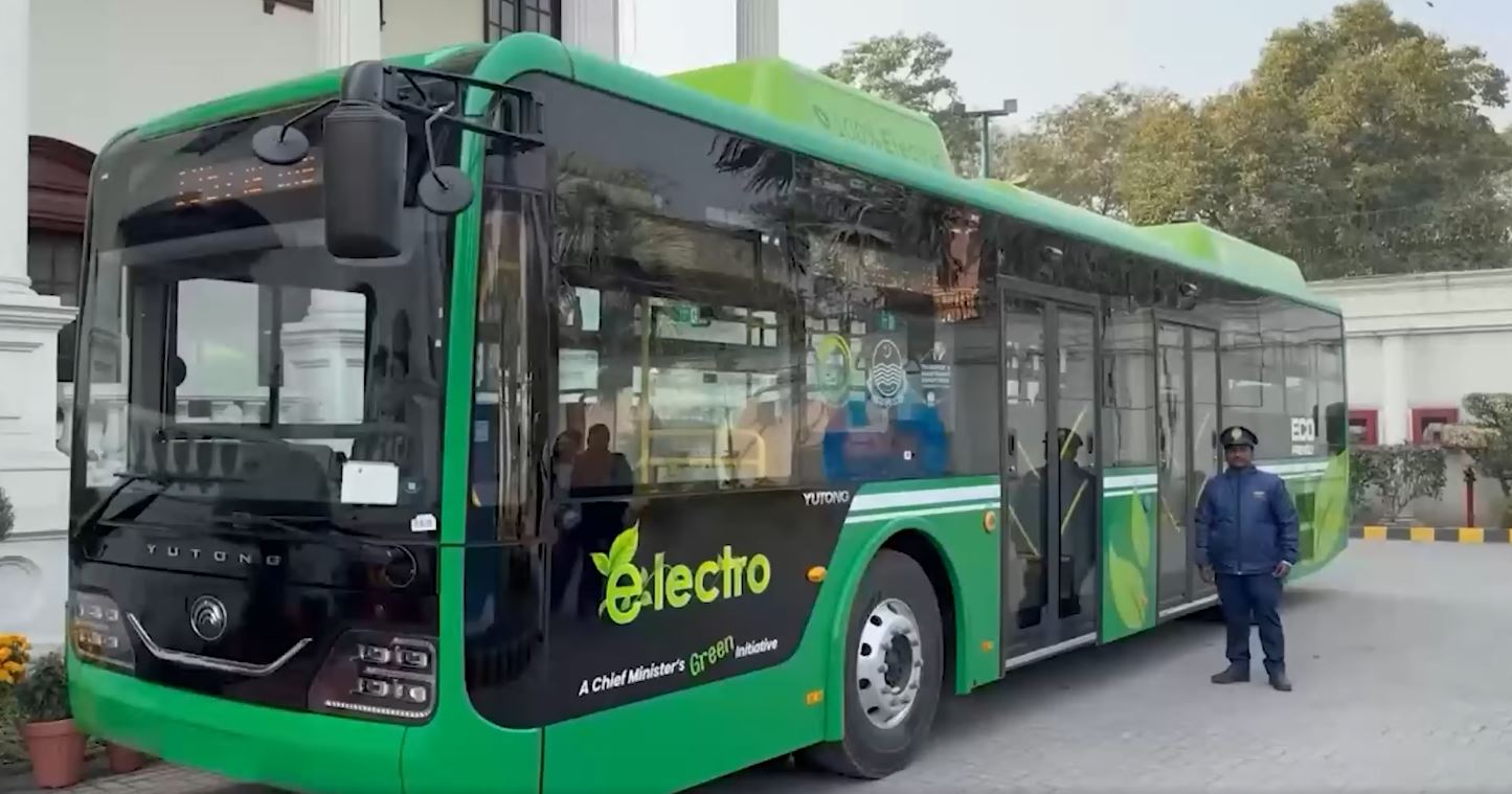 electric buses arrive