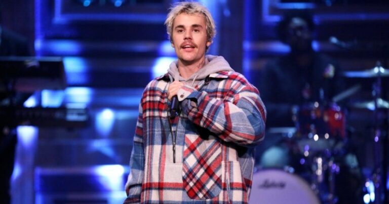 justin bieber talks