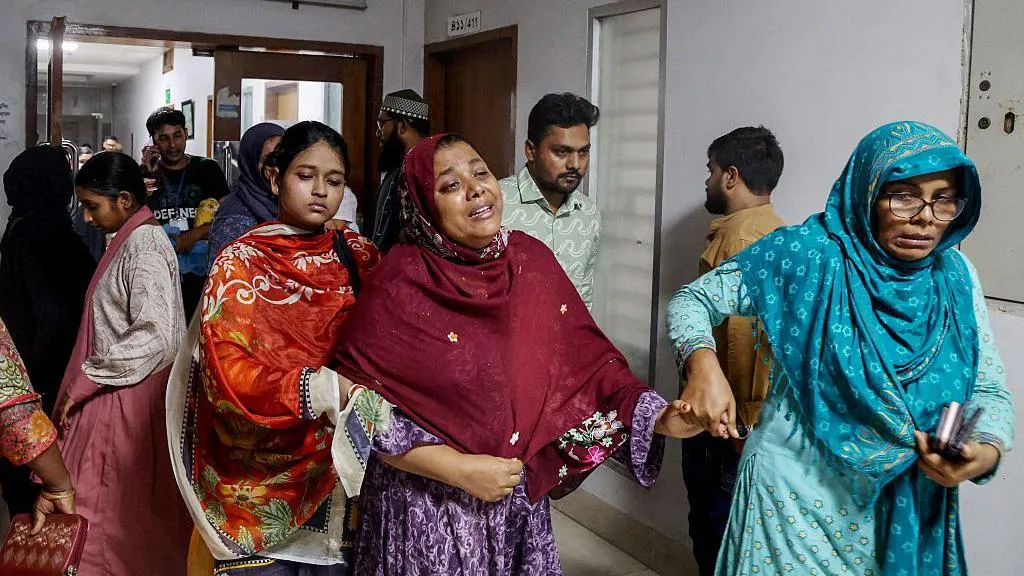 bangladesh jet crash
