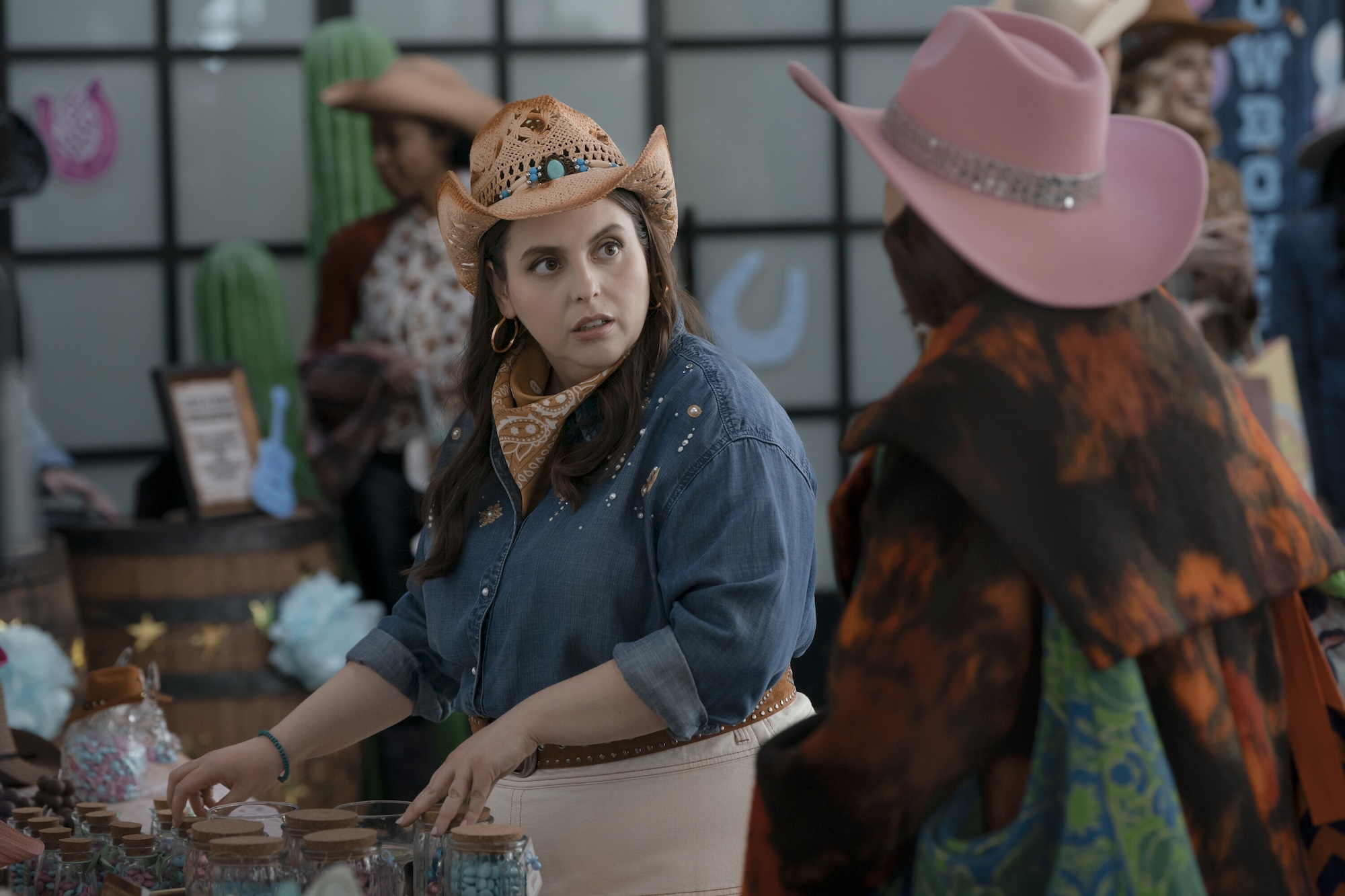elsbeth beanie feldstein