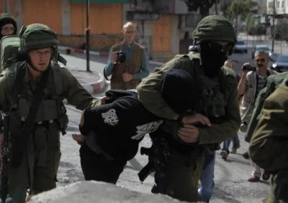 israeli forces detain
