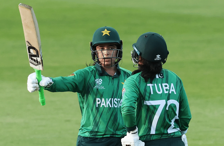 fatima sana joins