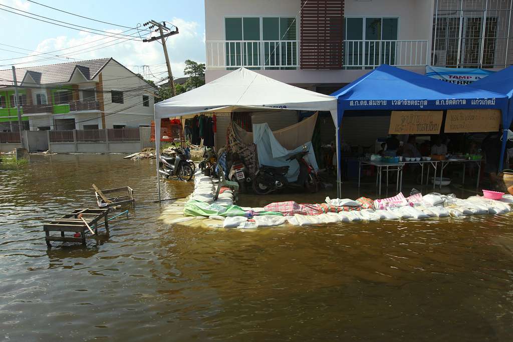 heavy rain warning