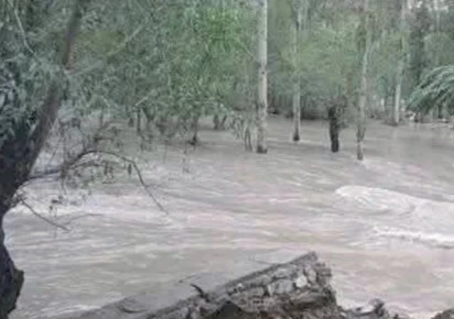 flash floods leave