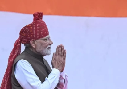 modi unveils free