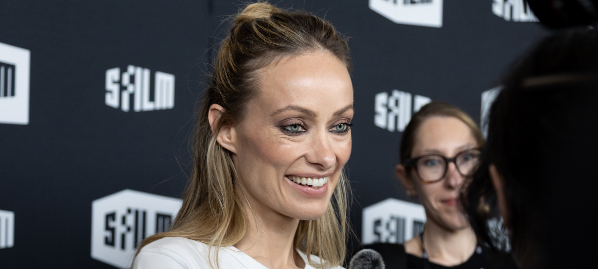 olivia wilde reacts