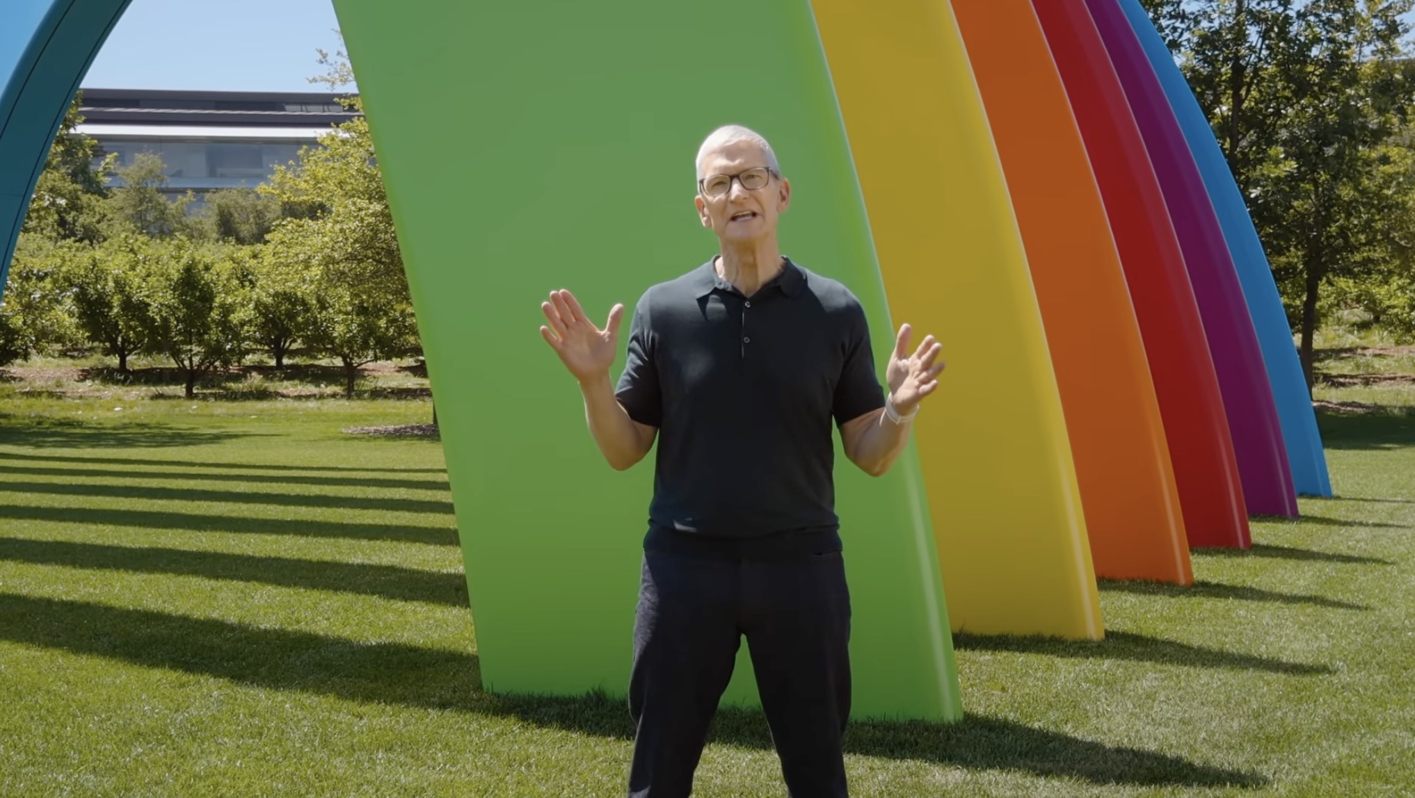 apple plays catchup