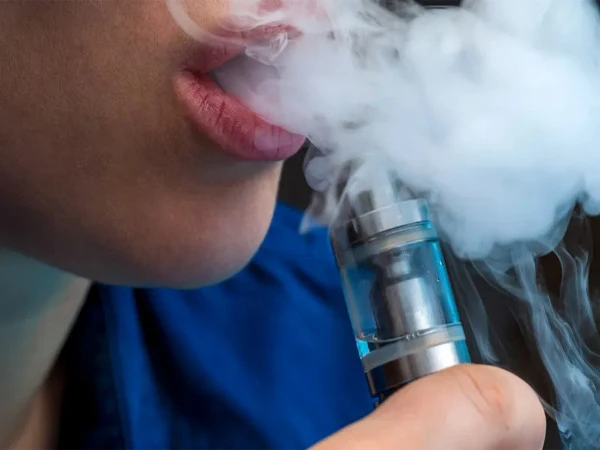 vaping risks young