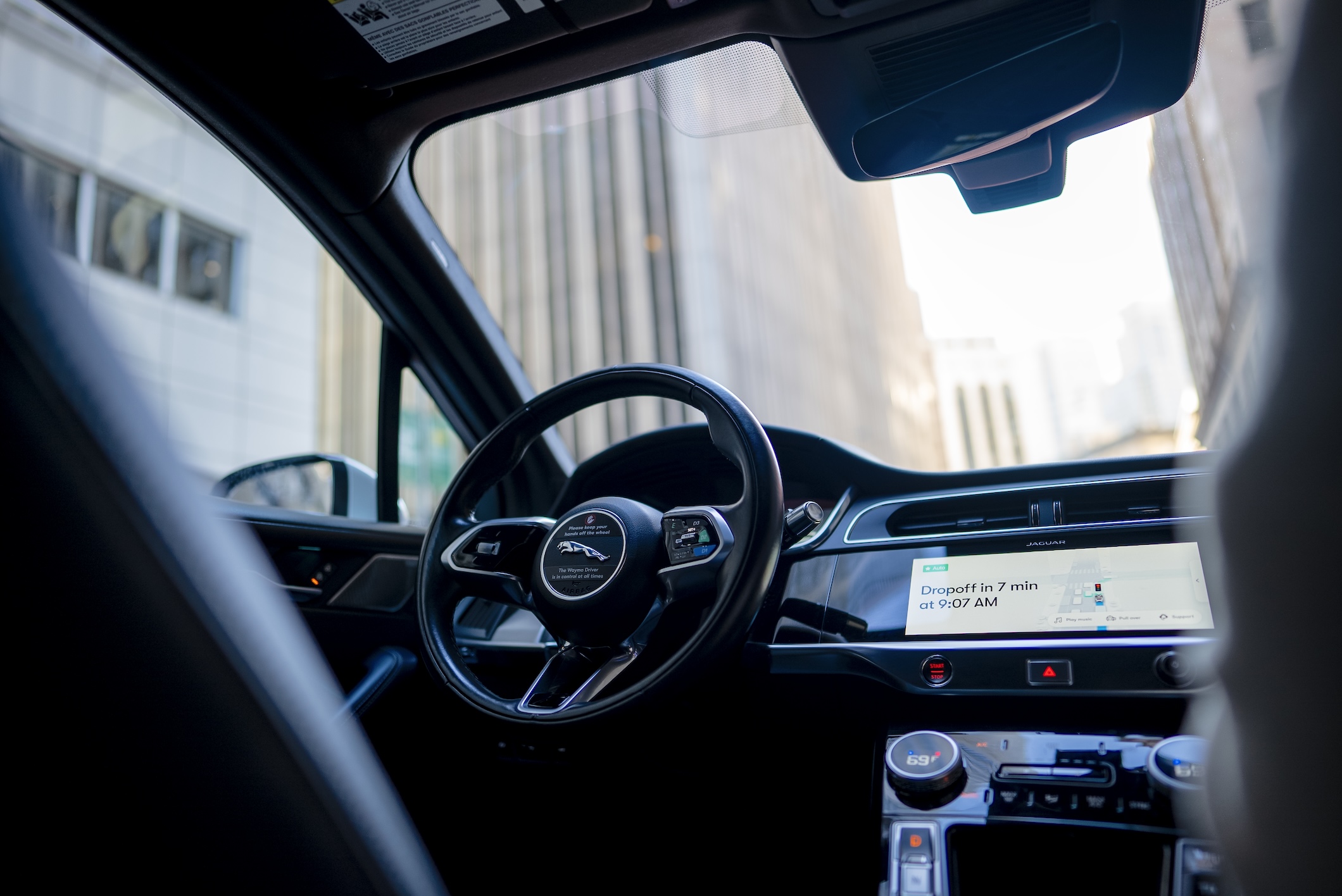 waymo starts robotaxi