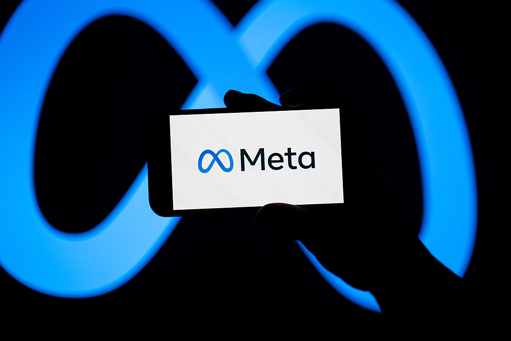 meta executive leaves