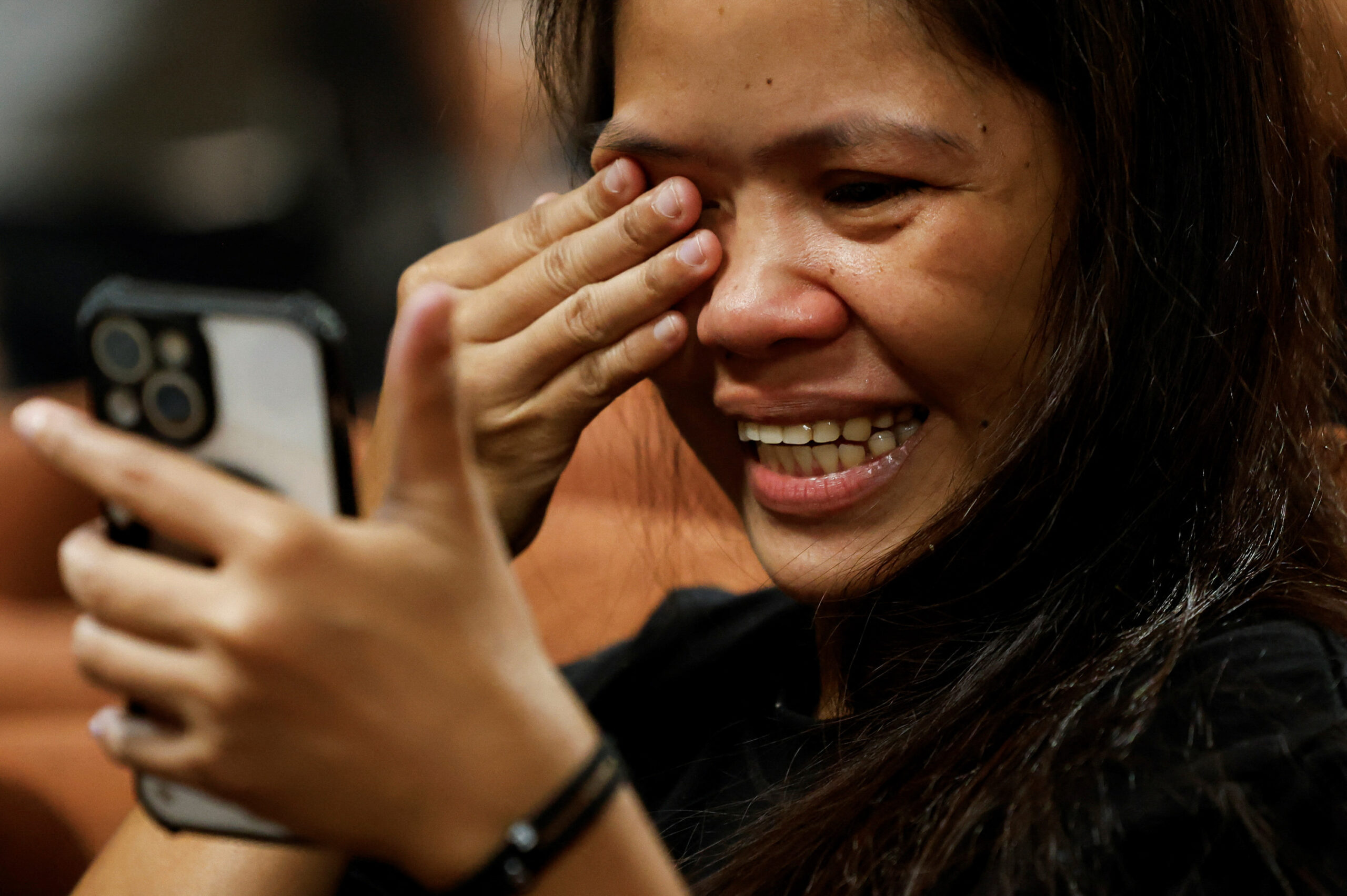 marcos pardons mary