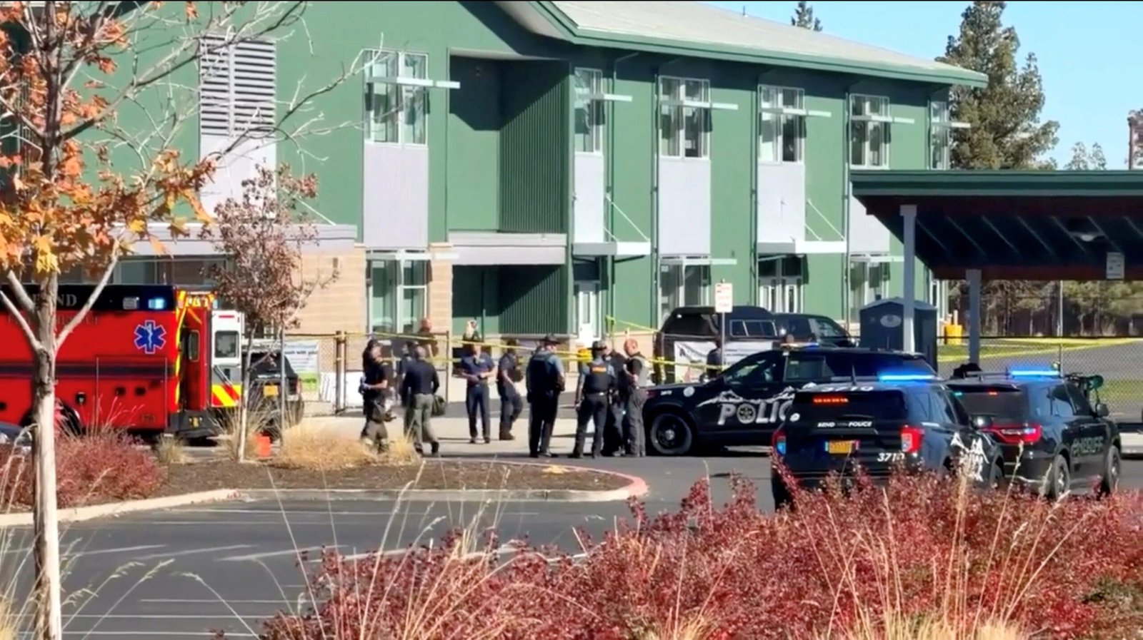 shooter kills oregon