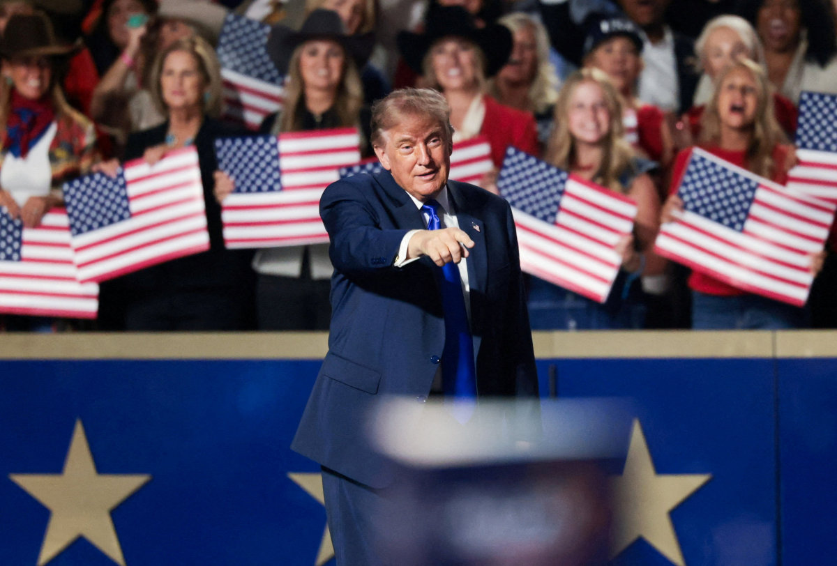 trump dismisses safety