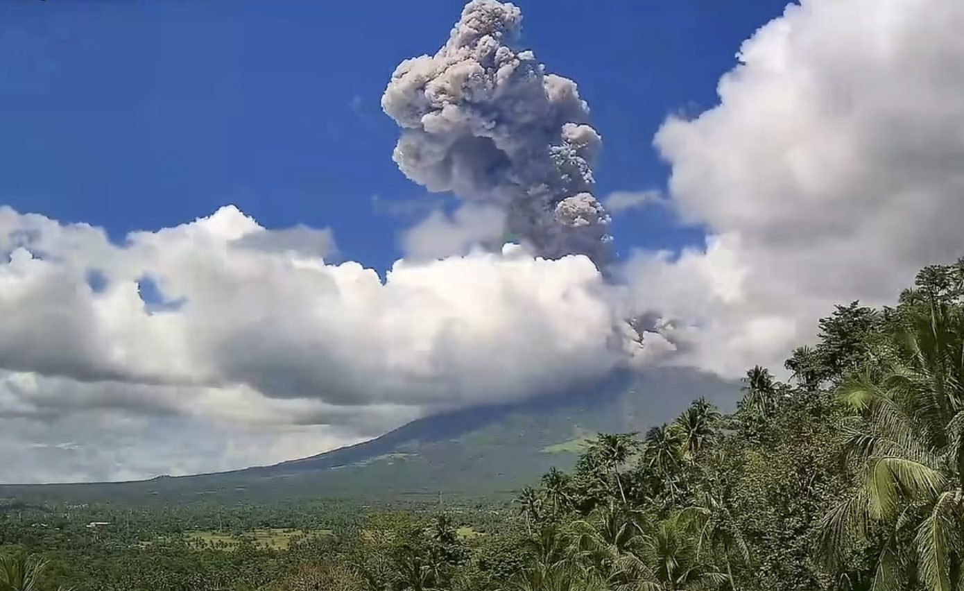 mayon volcano raised