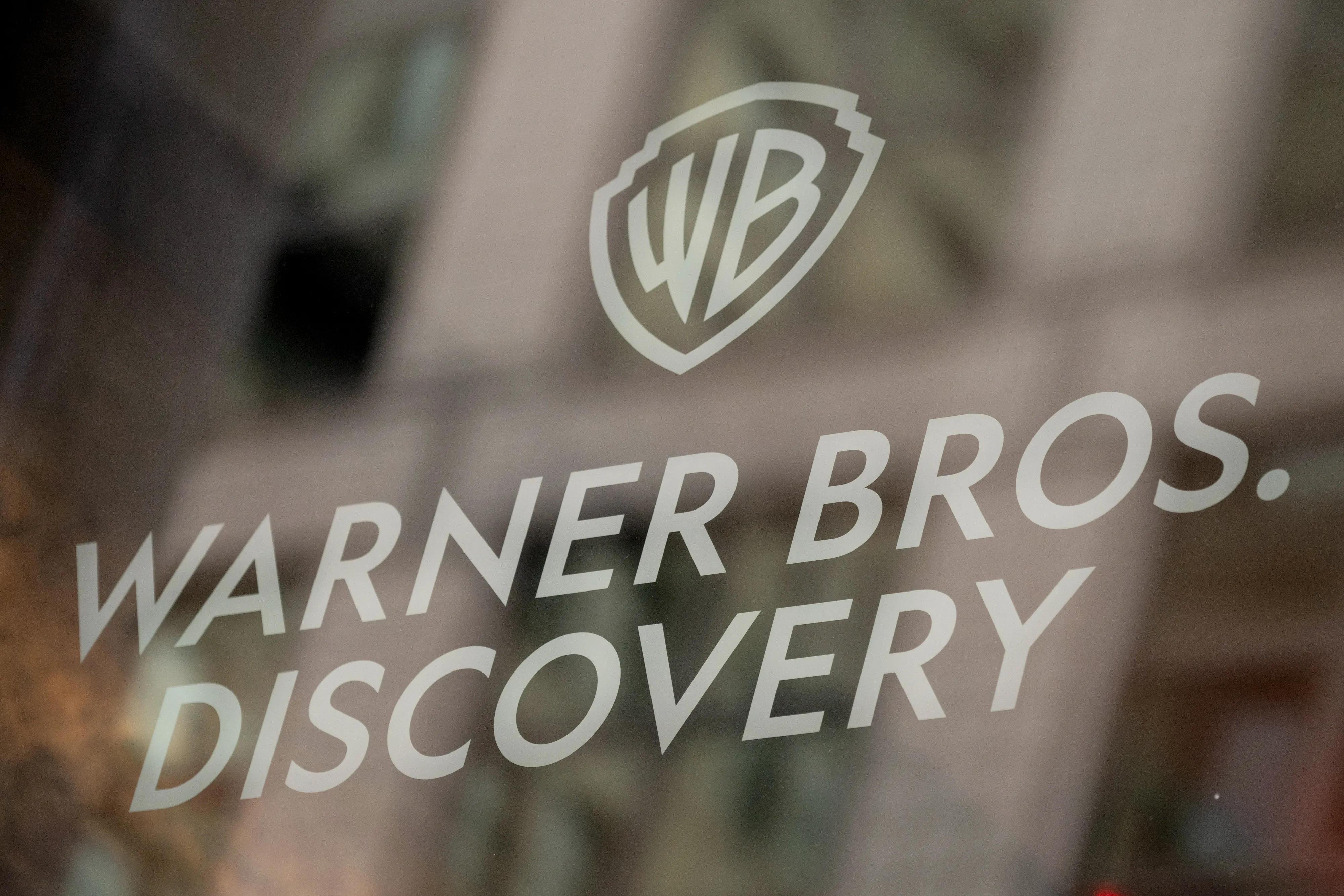paramount closes historic