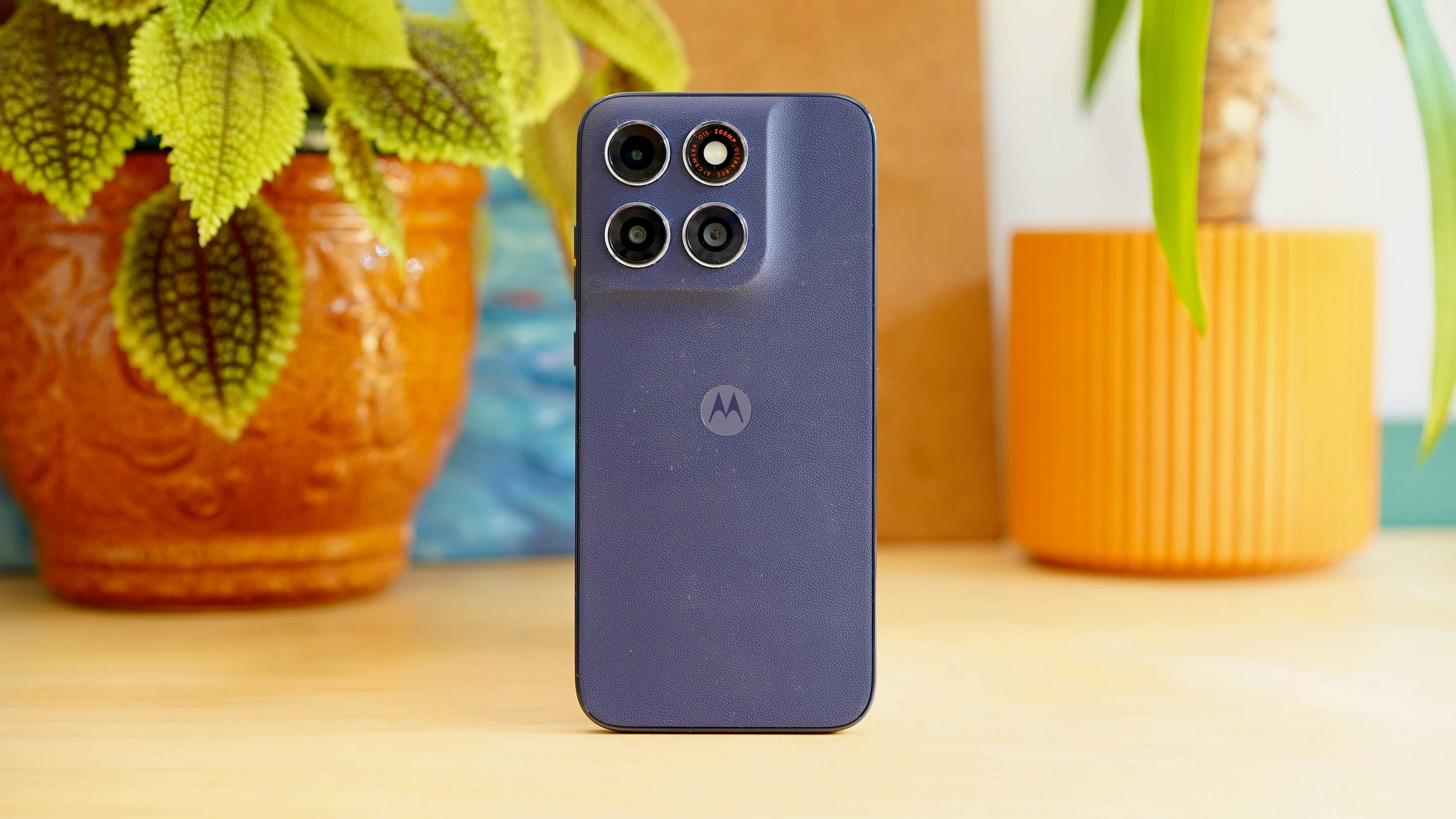 motorola moto g87