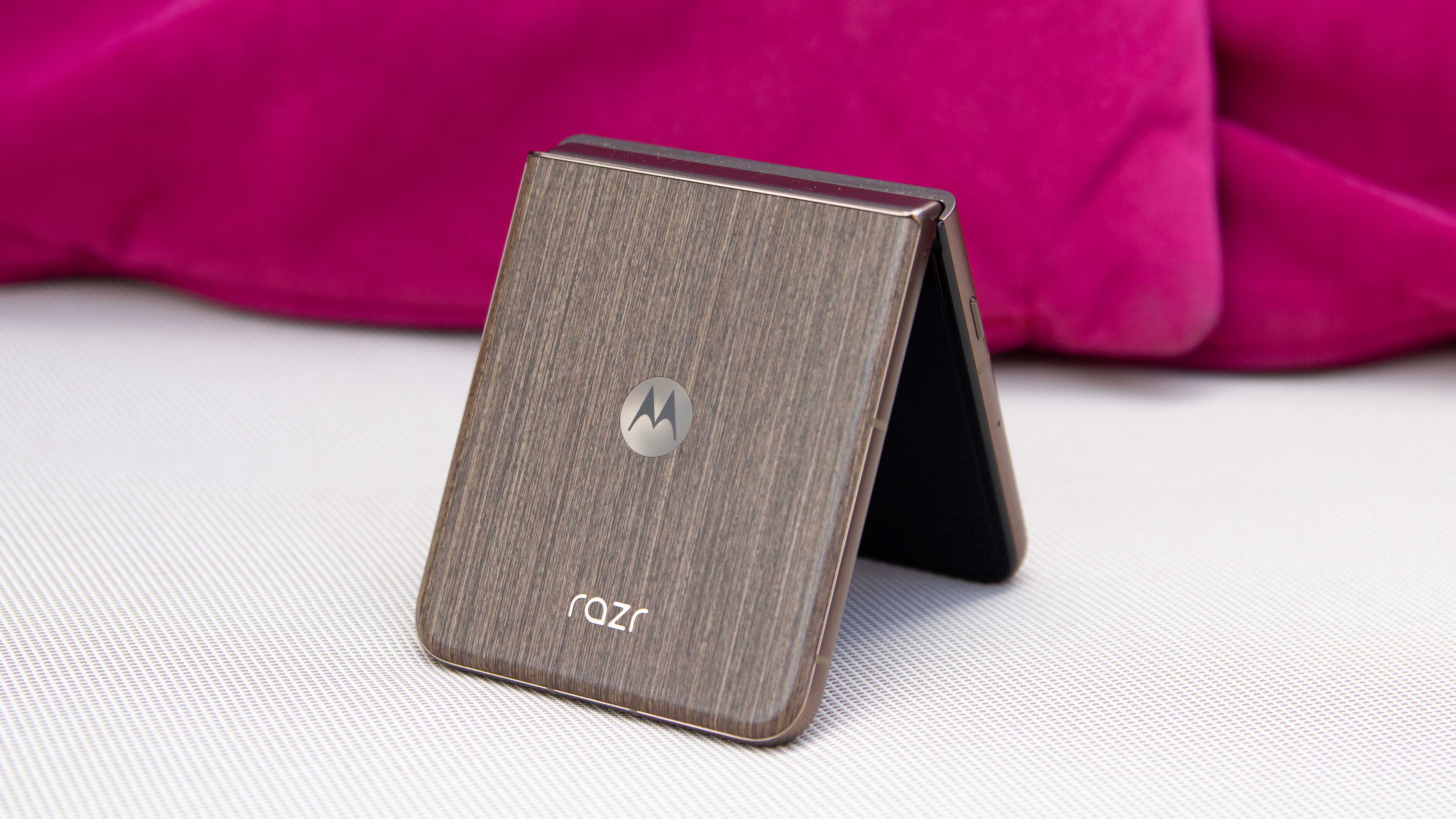 motorola razr ultra