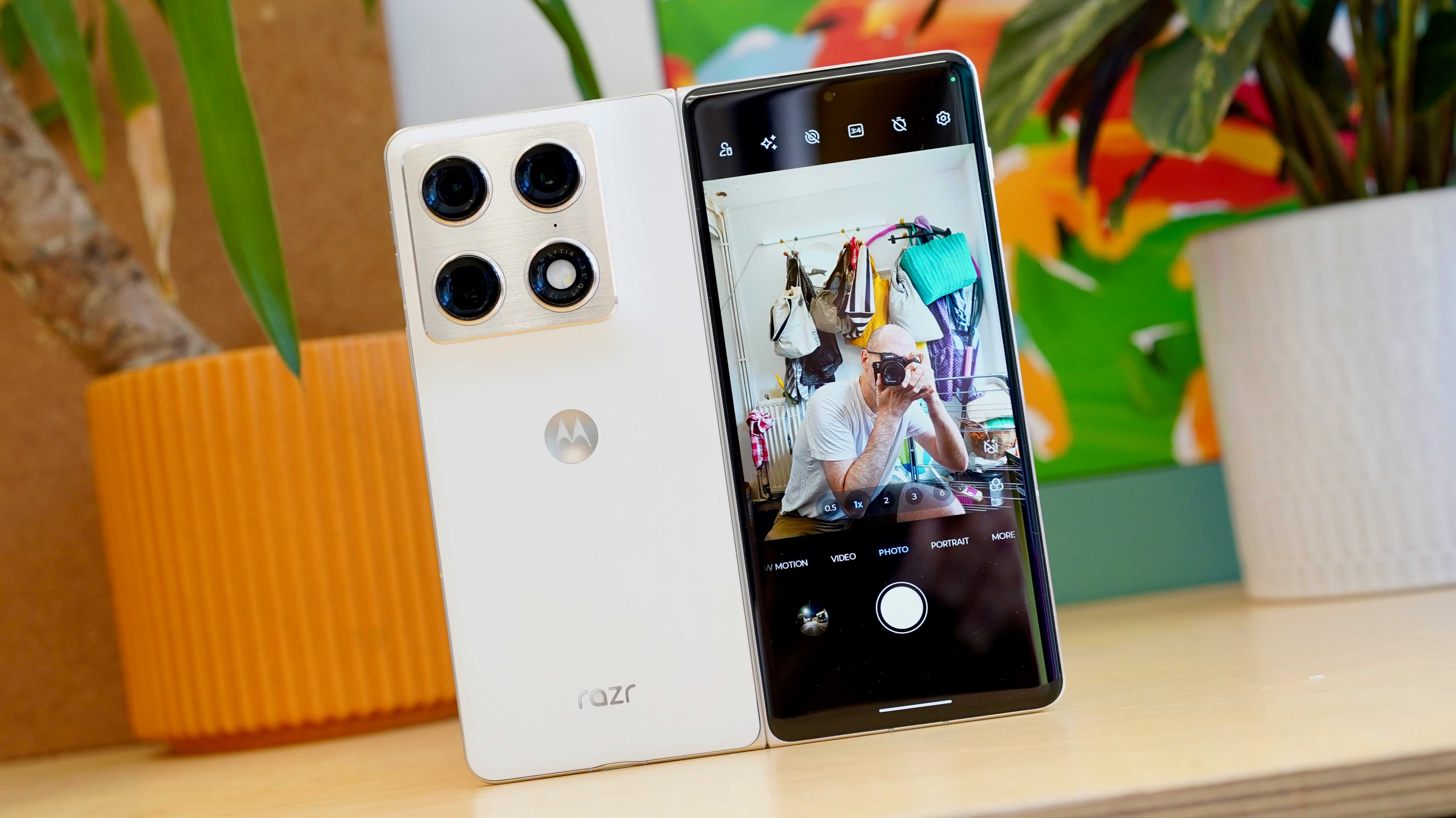 motorola quietly becoming