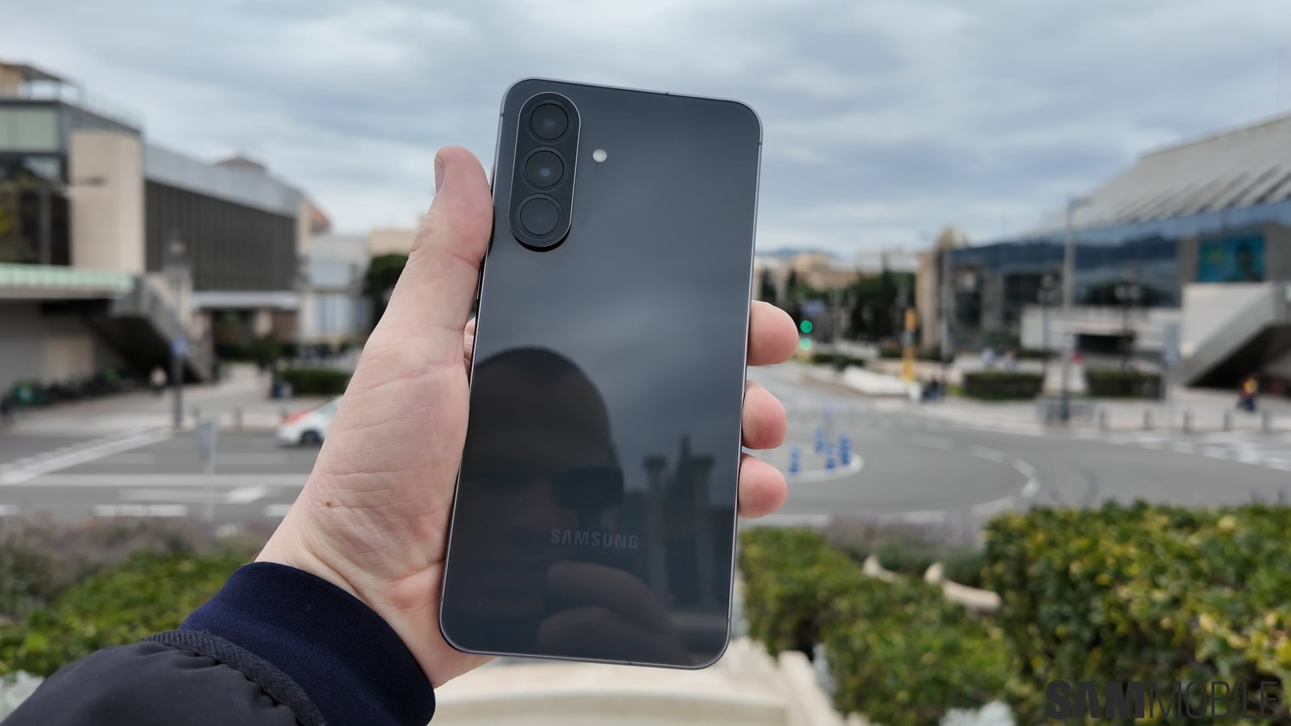samsung updates galaxy