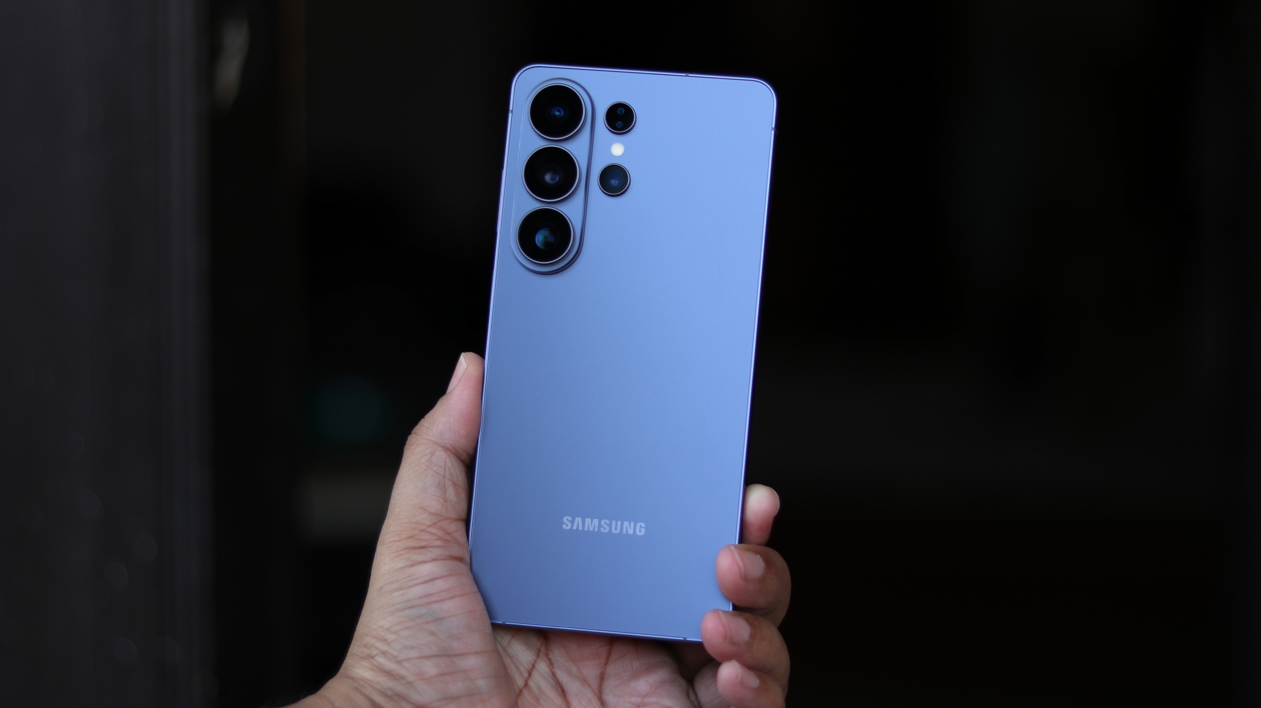 samsung intros new