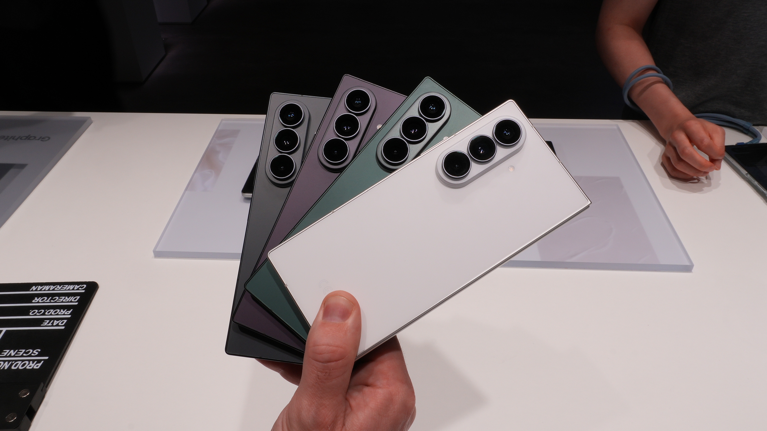 get galaxy fold