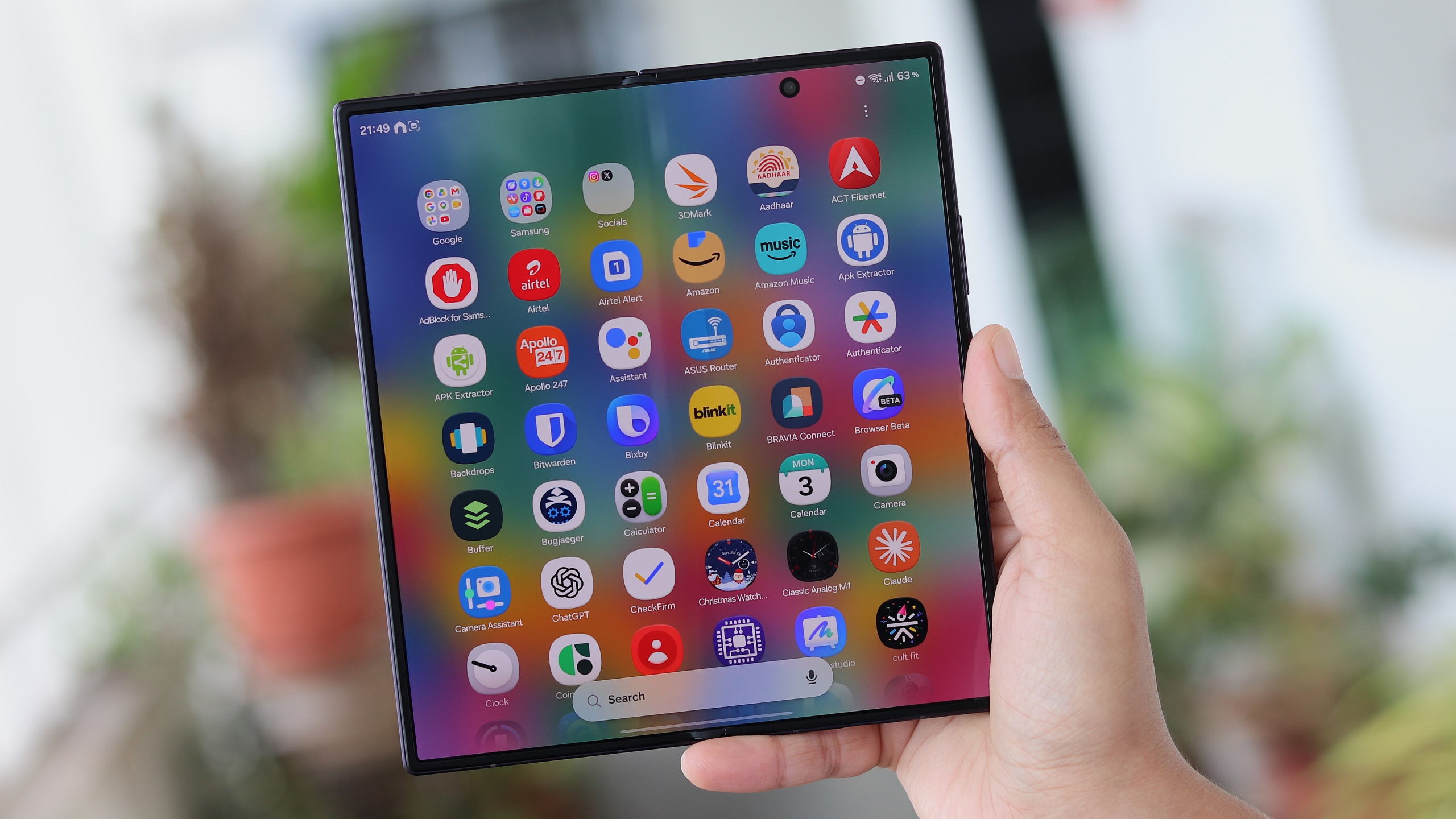 galaxy fold hot