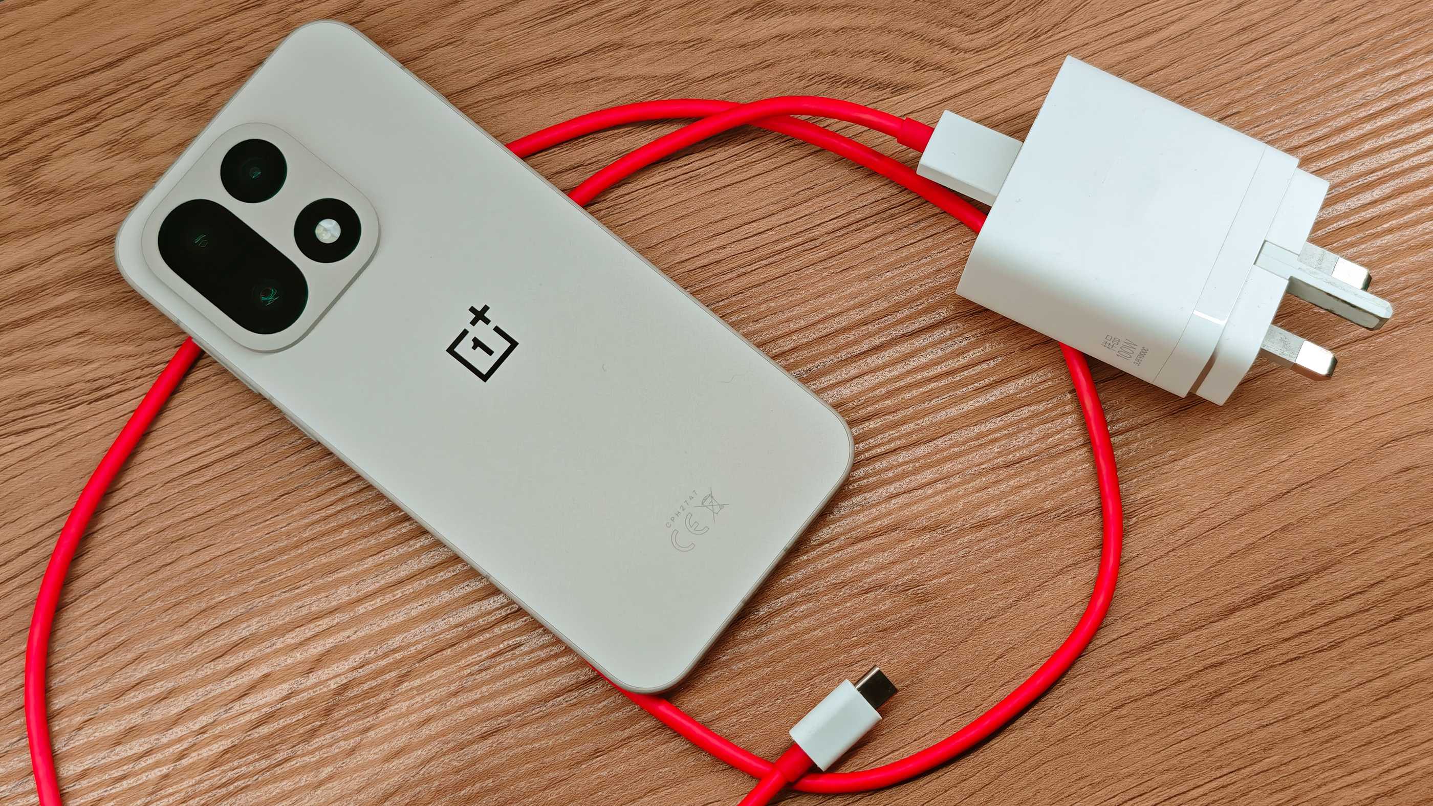 oneplus warranty controversy