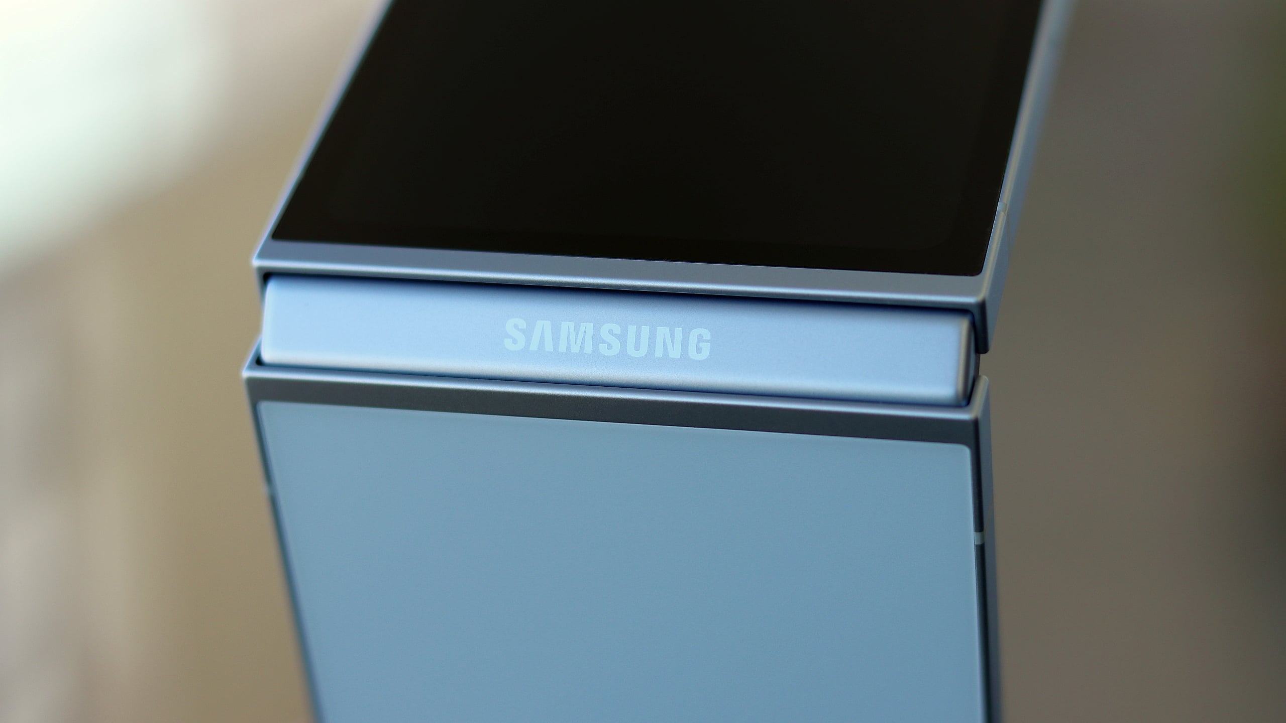 samsung may outsource