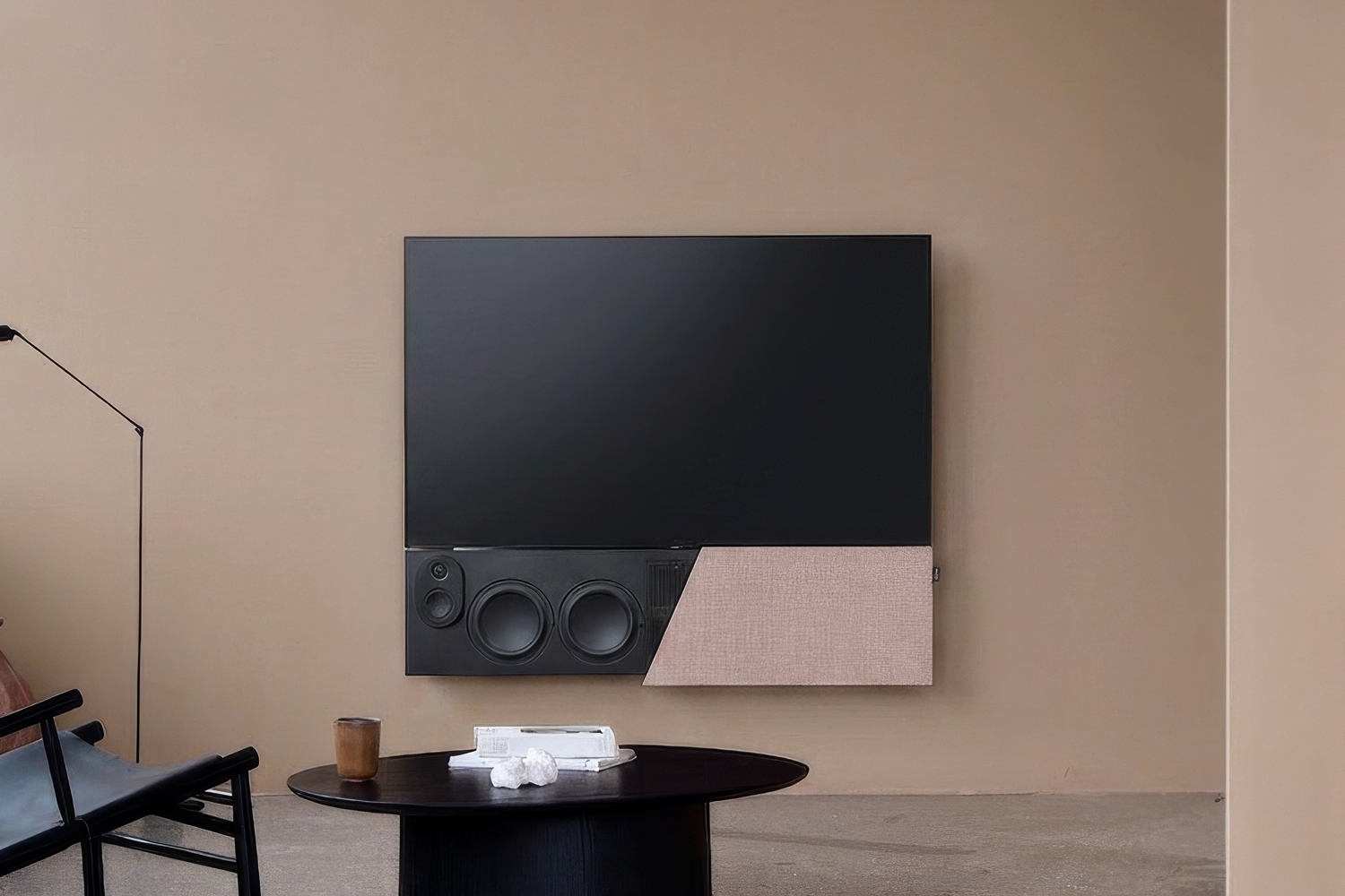 this gigantic soundbar